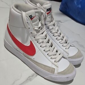 Nike Blazer Mid '77 Vintage Shoe